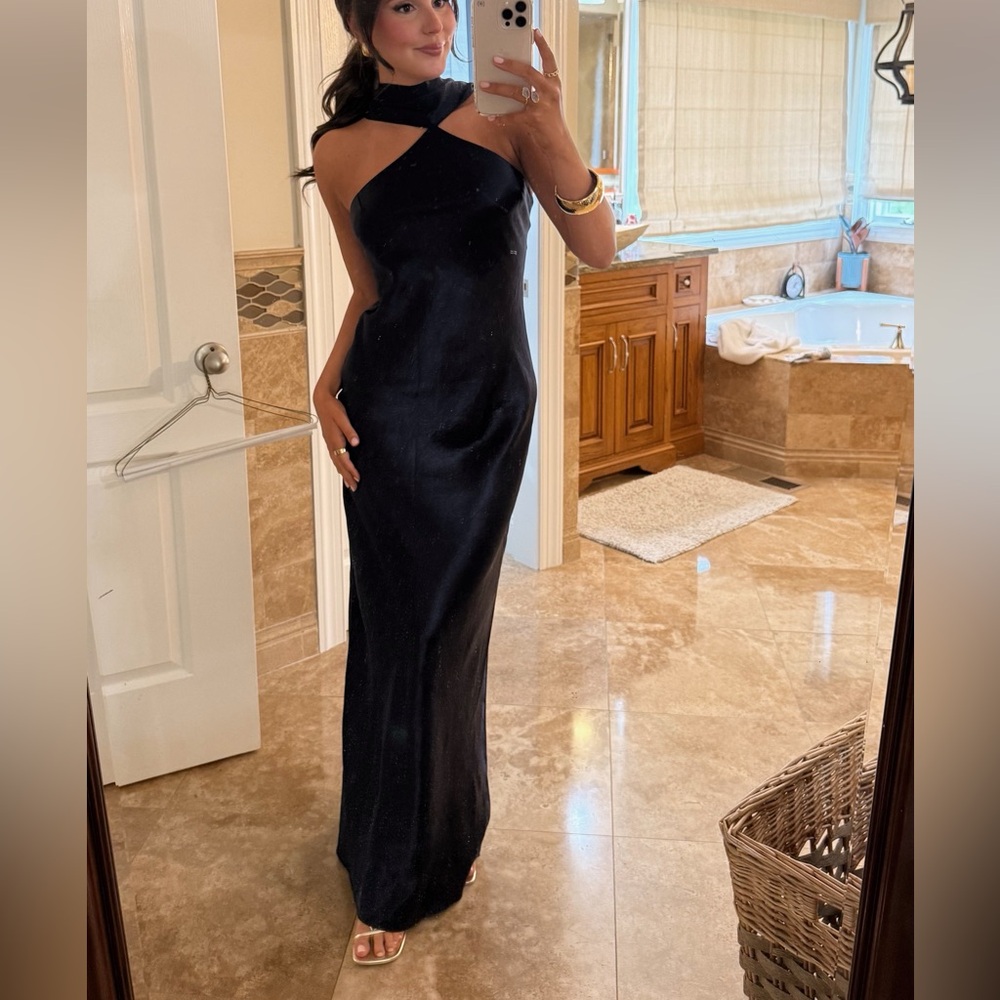 Amanda Uprichard navy gown